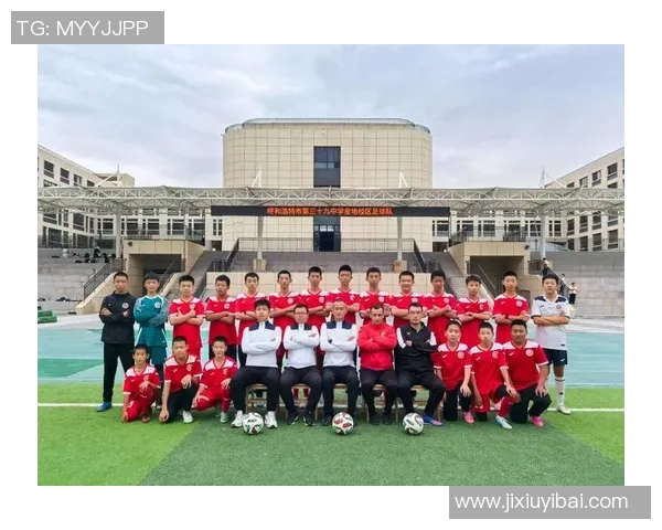 雅礼中学足球队奋勇拼搏展现青春风采助力校园文化建设与团队精神提升